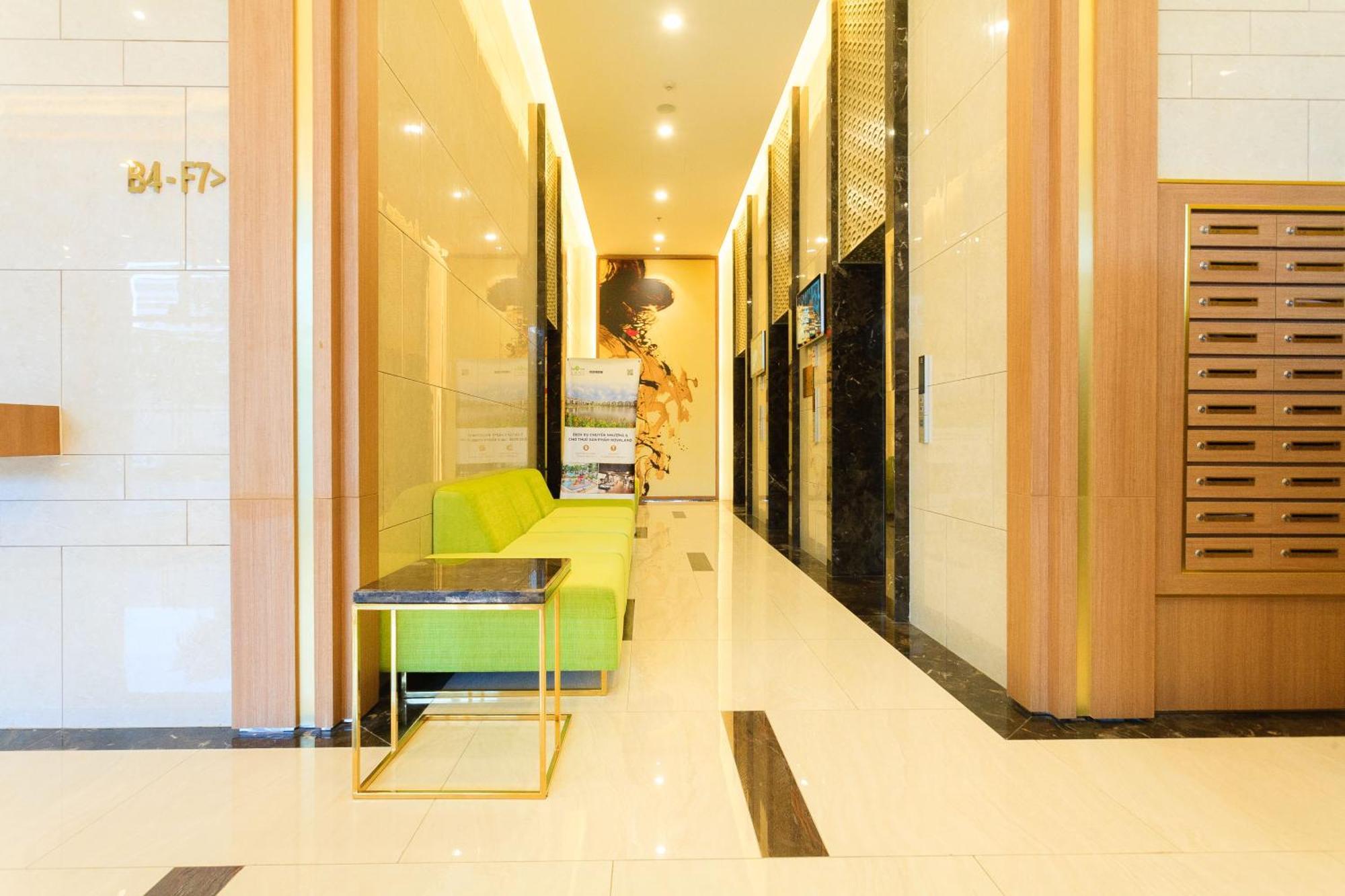 Central Business District Rivergate Apartment - Free Pickup & Pool Ho Chi Minh City Exterior photo